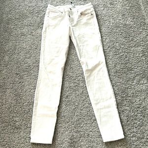 Joe’s white skinny jeans